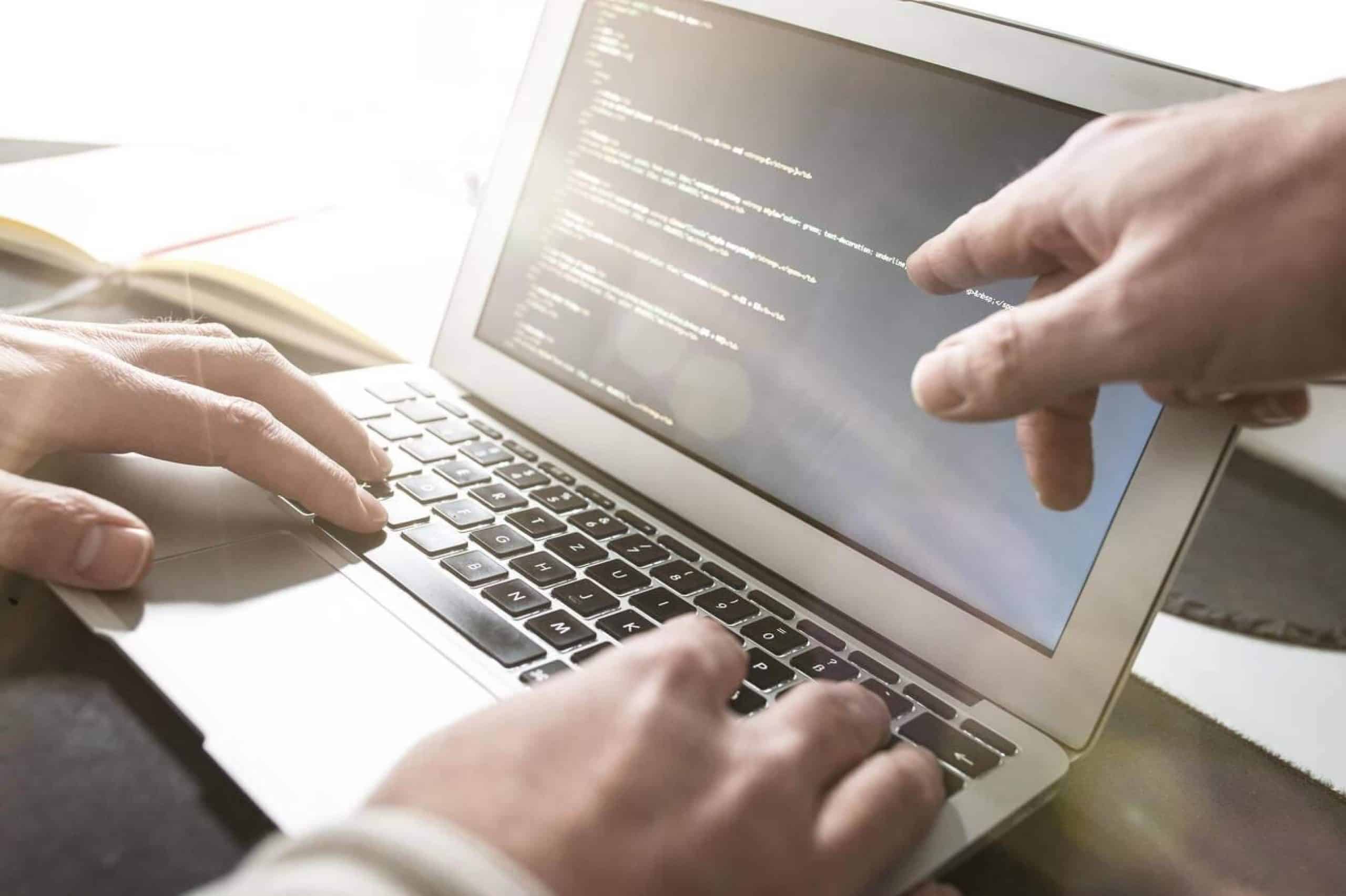 Como criar um site profissional em 2024: O guia completo para iniciantes