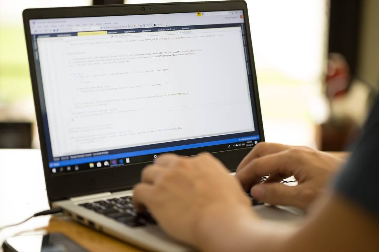Por que investir em um site feito sob medida para o seu negócio online