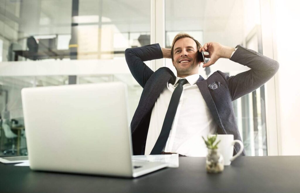 A Diferença Fundamental entre SEO e AEO